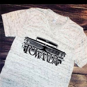 Towanda graphic tee